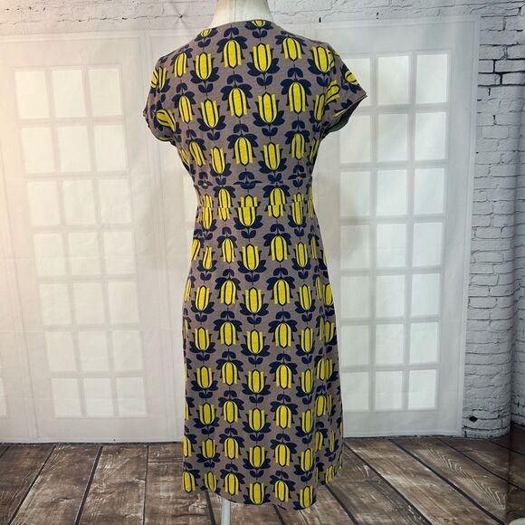 Boden Yellow Navy and Grey Floral ShortSleeve Dress Jersey Size 8 - Picture 5 of 9